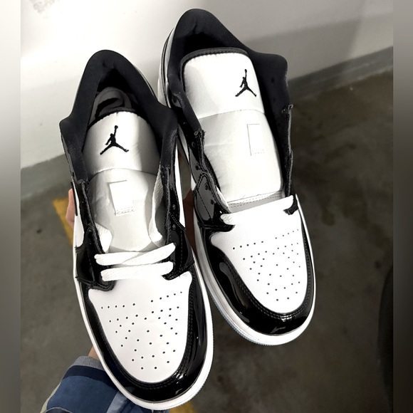 NEW Air Jordan 1 Low SE Concord (Patent Panda) - Size 10.5 US - Picture 12 of 15